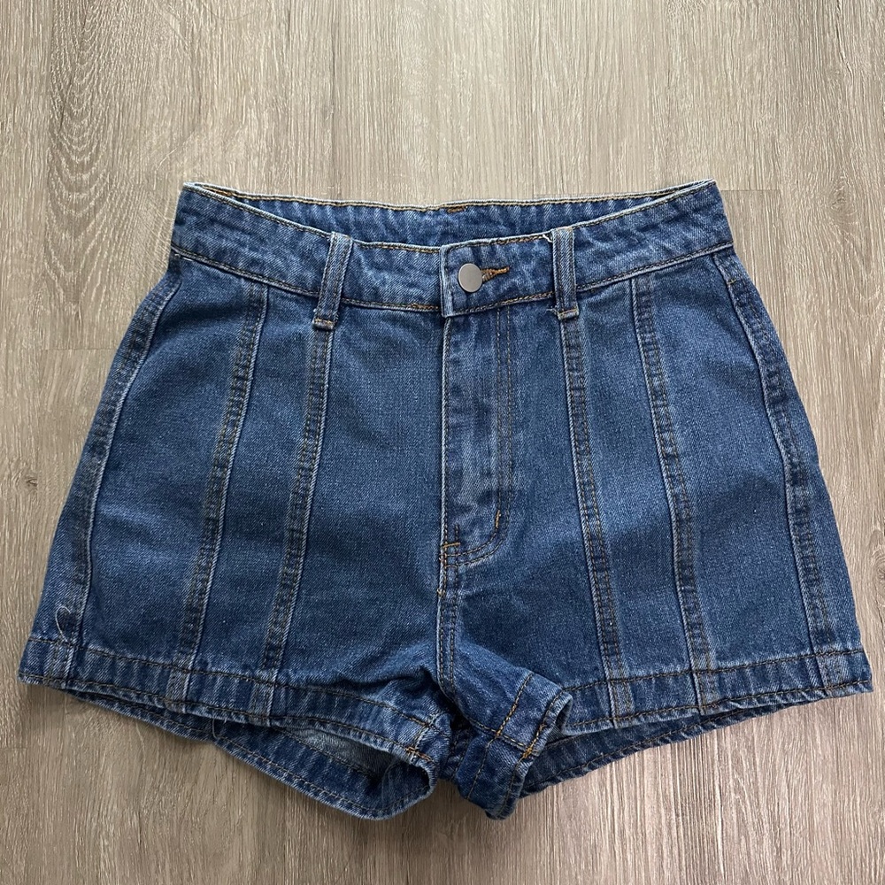 SHEIN Seam Detail Denim Shorts